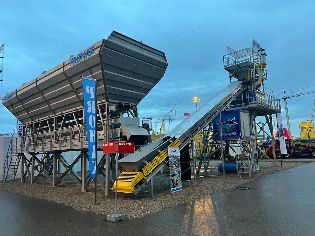 Promax GALVANIZED Compact Concrete Batching Plant C120-TWN-LINE (120m3/ - Silo na cement: obrázek 1 Promax GALVANIZED Compact Concrete Batching Plant C120-TWN-LINE (120m3/ - Silo na cement: obrázek 1