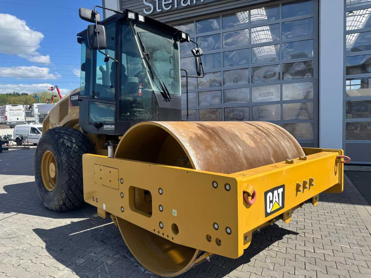CAT CS66B / 2017 / nur 83h! / Klima / neuwertig! - Kompaktor: obrázek 2 CAT CS66B / 2017 / nur 83h! / Klima / neuwertig! - Kompaktor: obrázek 2