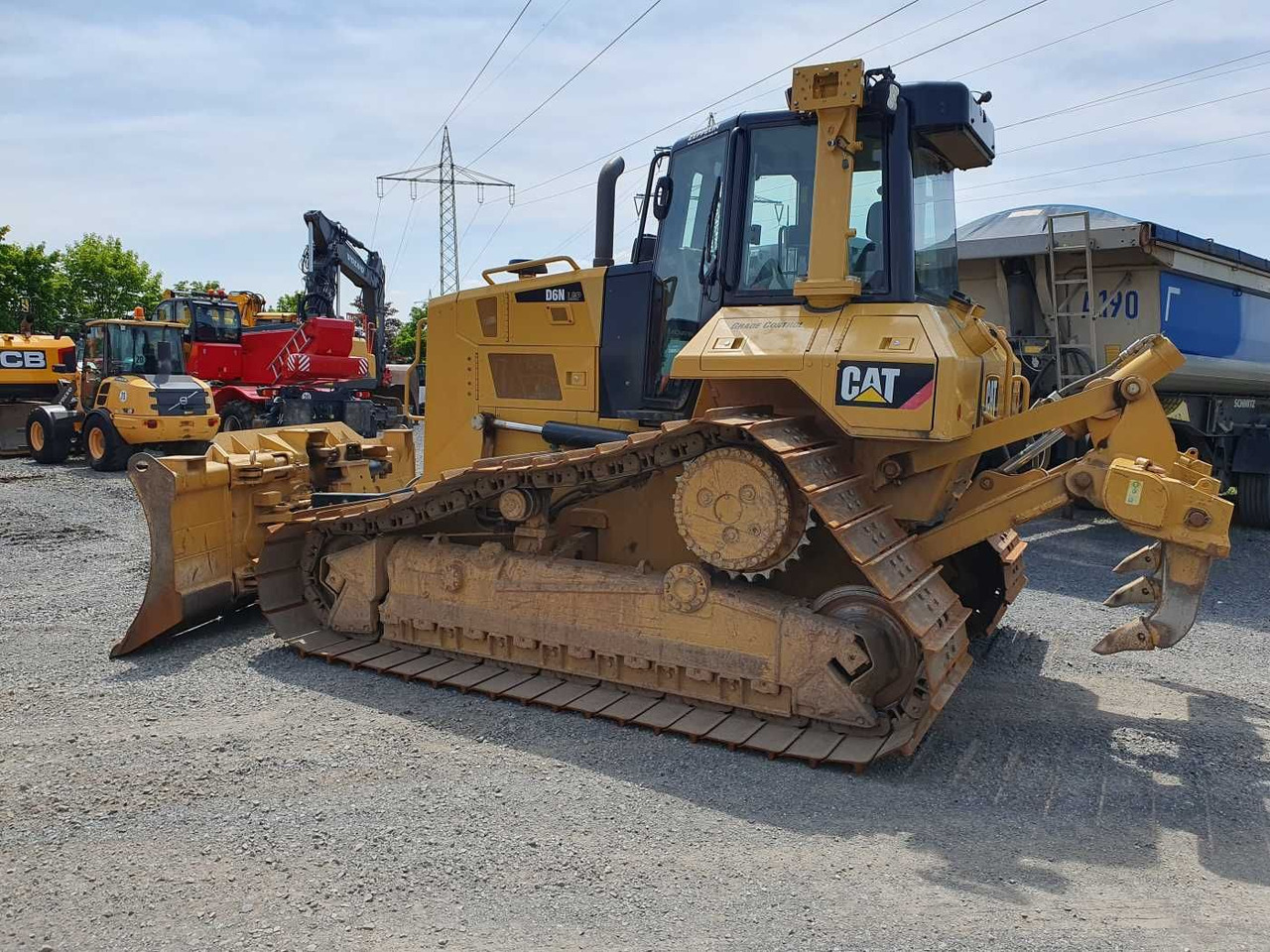CAT D6N LGP / 8.524h / Klappschild / Ripper - Buldozer: obrázek 3 CAT D6N LGP / 8.524h / Klappschild / Ripper - Buldozer: obrázek 3