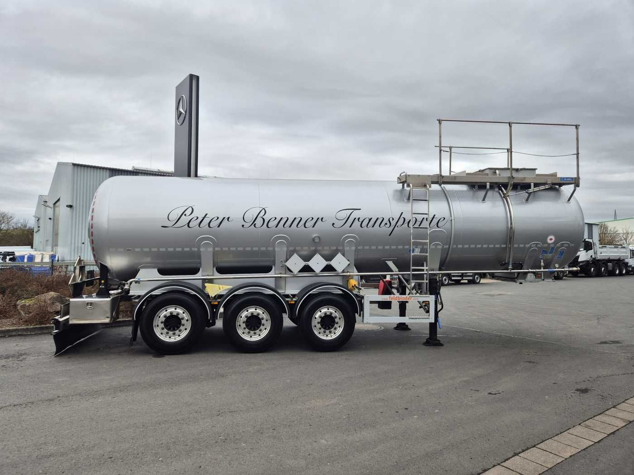 Feldbinder TSA 30.3 Gefahrgut ADR, 1 Kammer 30.000 Liter - Cisternový návěs: obrázek 5 Feldbinder TSA 30.3 Gefahrgut ADR, 1 Kammer 30.000 Liter - Cisternový návěs: obrázek 5