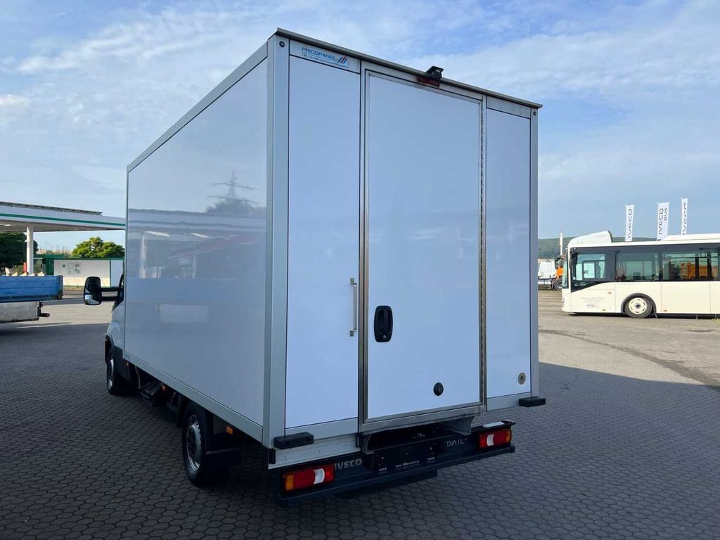 Chladící dodávka Iveco 35S14 A8 CNG Koffer *3-Sitze*Klima*Automatik* Iveco 35S14 A8 CNG Koffer *3-Sitze*Klima*Automatik*: obrázek 9 Chladící dodávka Iveco 35S14 A8 CNG Koffer *3-Sitze*Klima*Automatik* Iveco 35S14 A8 CNG Koffer *3-Sitze*Klima*Automatik*: obrázek 9