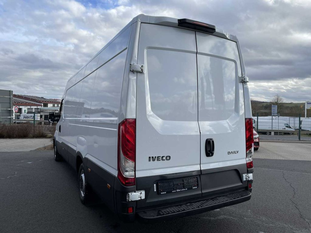 Iveco Daily 35 S 16 A8 V *Klima*Automatik*L4.100mm* - Furgon: obrázek 4 Iveco Daily 35 S 16 A8 V *Klima*Automatik*L4.100mm* - Furgon: obrázek 4