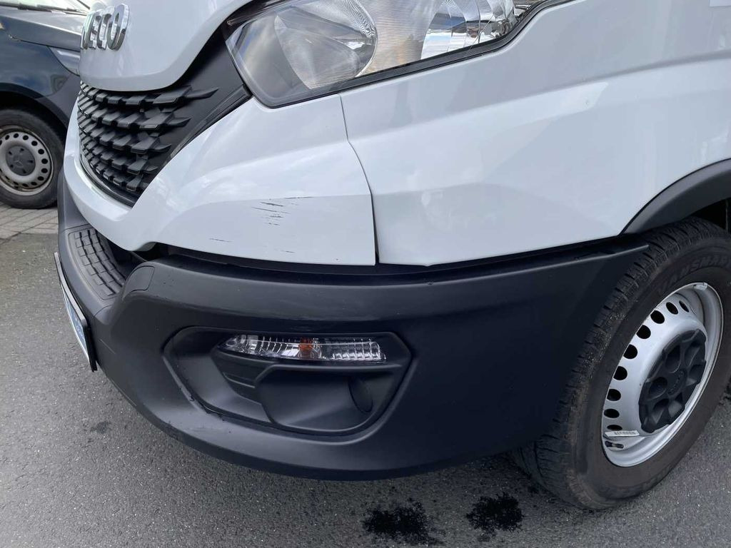 Iveco Daily 35 S 16 A8 V *Klima*Automatik*L4.100mm* - Furgon: obrázek 3 Iveco Daily 35 S 16 A8 V *Klima*Automatik*L4.100mm* - Furgon: obrázek 3