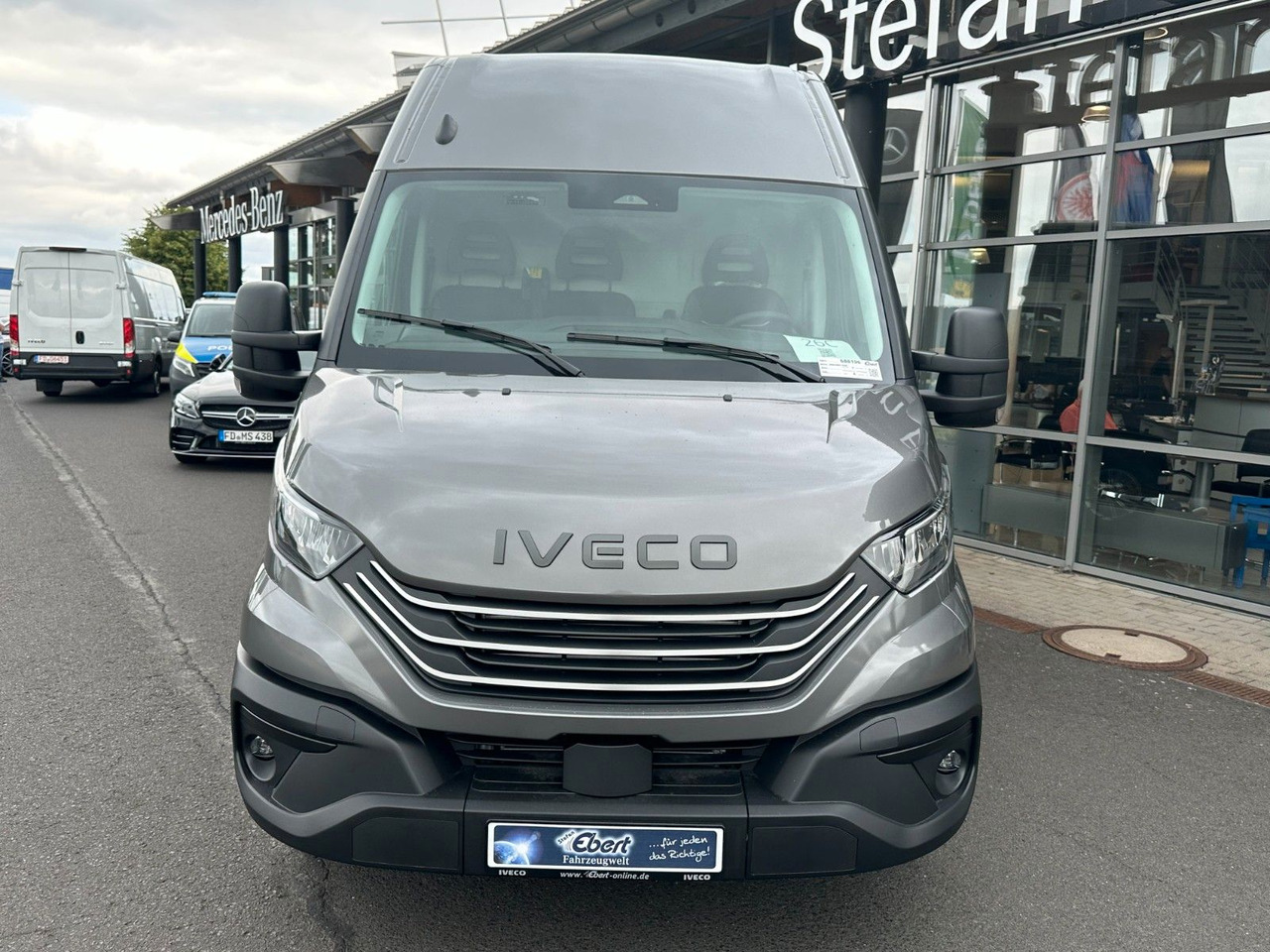 Iveco Daily 35S16 HA8V 3.0L *R3.520mm*AHK*Automatik* - Furgon: obrázek 2 Iveco Daily 35S16 HA8V 3.0L *R3.520mm*AHK*Automatik* - Furgon: obrázek 2