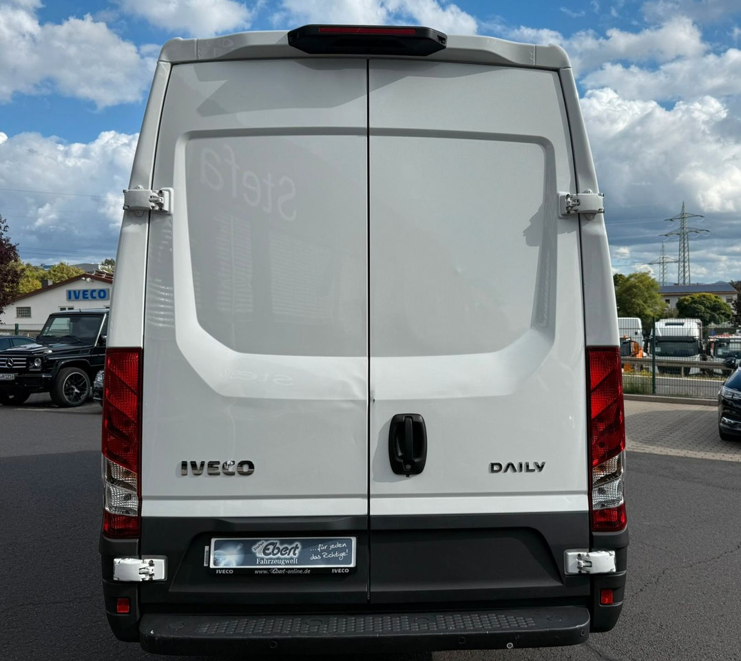 Iveco Daily 35S16 V *Klima*R4.100mm* - Furgon: obrázek 5 Iveco Daily 35S16 V *Klima*R4.100mm* - Furgon: obrázek 5