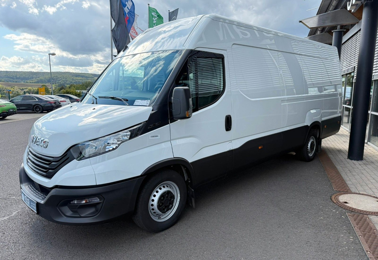 Iveco Daily 35S16 V *Klima*R4.100mm* - Furgon: obrázek 4 Iveco Daily 35S16 V *Klima*R4.100mm* - Furgon: obrázek 4