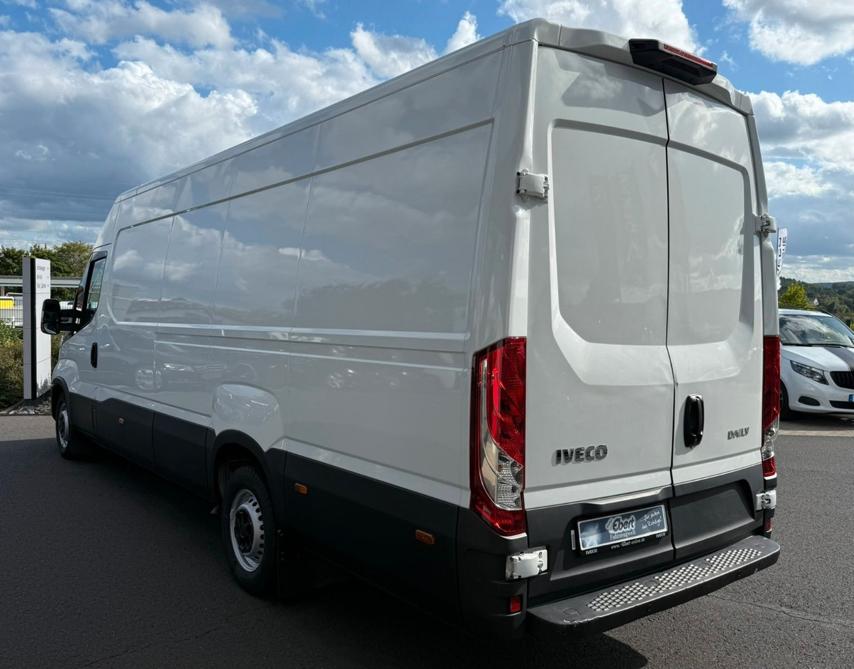 Iveco Daily 35S16 V *Klima*R4.100mm* - Furgon: obrázek 3 Iveco Daily 35S16 V *Klima*R4.100mm* - Furgon: obrázek 3