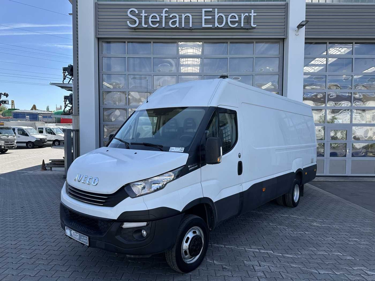 Iveco Daily 50C16 R4.100mm *AHK*Automatik*Ladekran* - Furgon: obrázek 1 Iveco Daily 50C16 R4.100mm *AHK*Automatik*Ladekran* - Furgon: obrázek 1