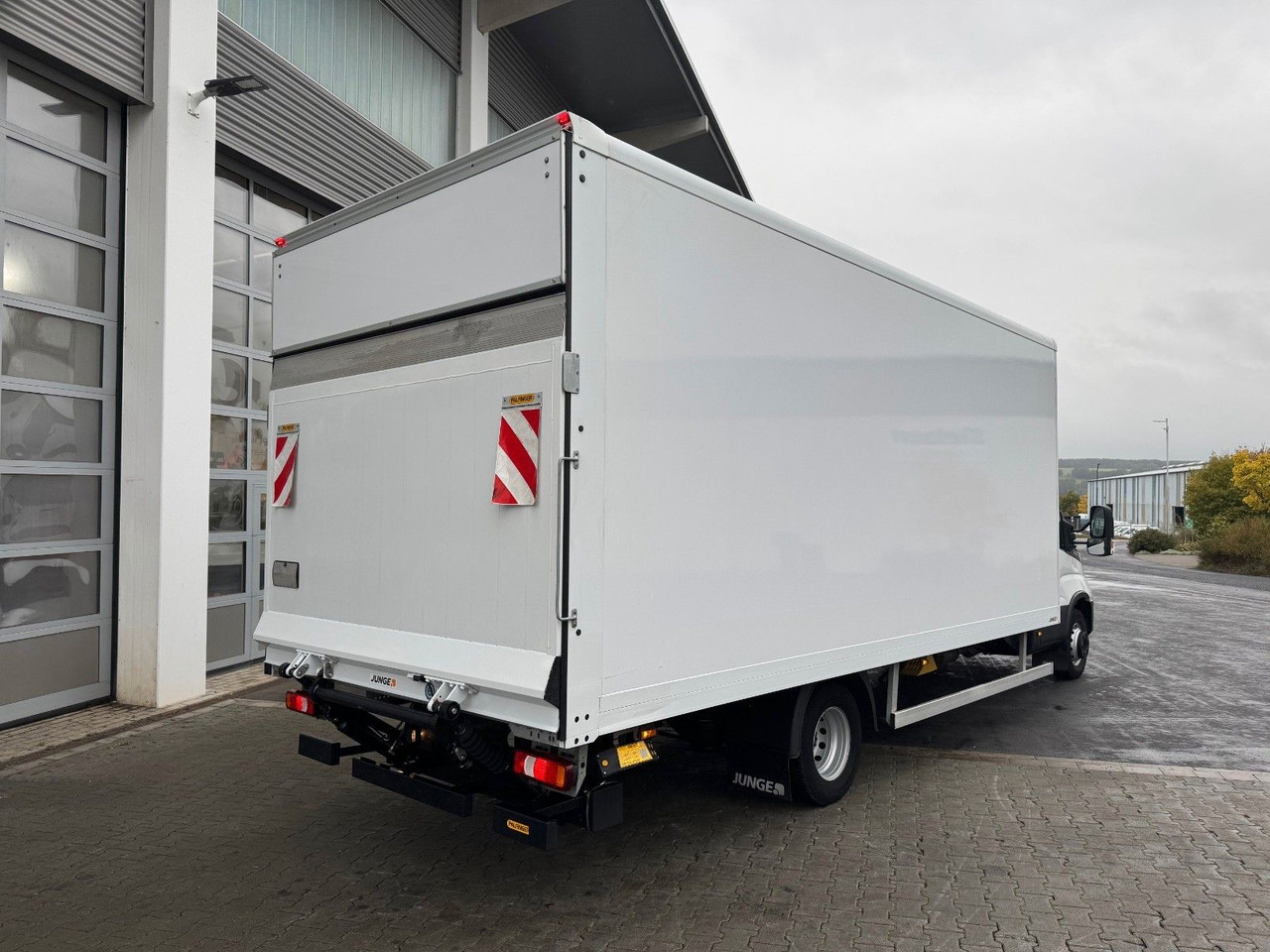 Iveco Daily 70C18 A8 *Koffer*LBW*Automatik* leasing Iveco Daily 70C18 A8 *Koffer*LBW*Automatik*: obrázek 11