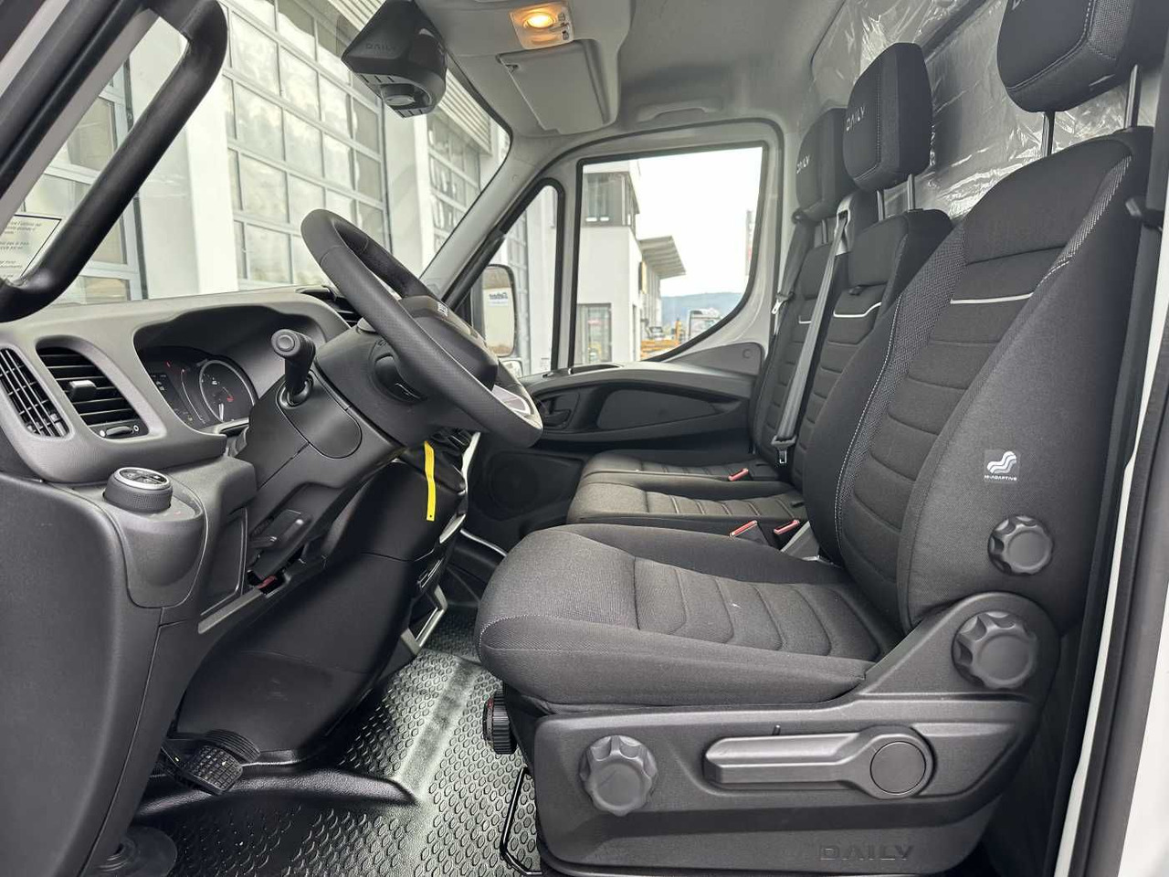 Iveco Daily 70C18 HA8 *LBW*Schwenkwandkoffer* leasing Iveco Daily 70C18 HA8 *LBW*Schwenkwandkoffer*: obrázek 12