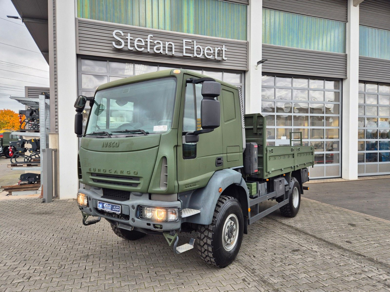 Iveco Eurocargo ML100E22WM-BW 4x4 Pritsche L-Haus Bett - Nákladní automobil valníkový/ Plošinový: obrázek 3 Iveco Eurocargo ML100E22WM-BW 4x4 Pritsche L-Haus Bett - Nákladní automobil valníkový/ Plošinový: obrázek 3