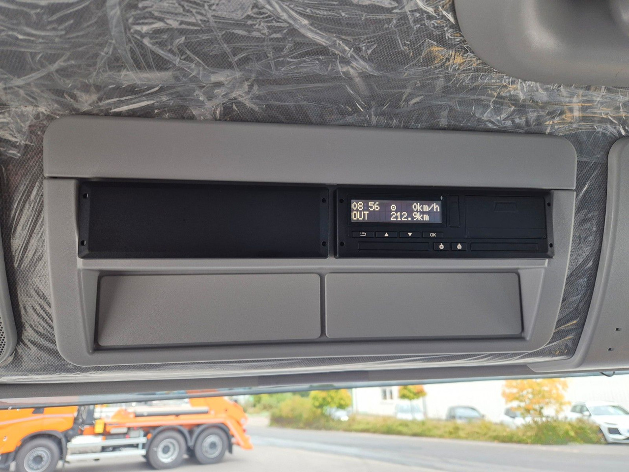 Podvozek s kabinou Iveco Eurocargo ML120E21/FP Spoiler Klima Xenon 3 St.: obrázek 17 Podvozek s kabinou Iveco Eurocargo ML120E21/FP Spoiler Klima Xenon 3 St.: obrázek 17