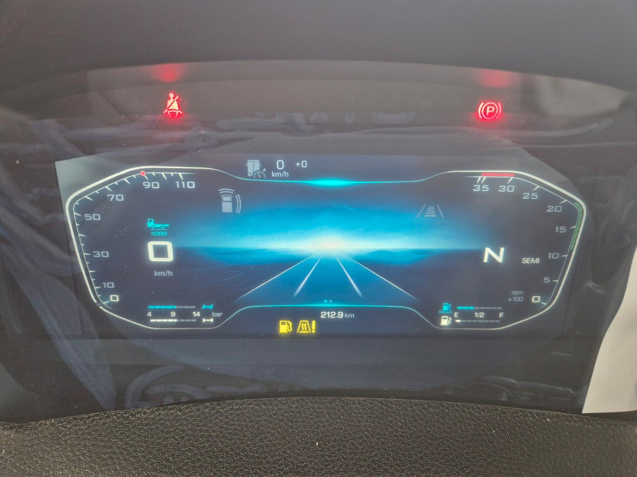 Podvozek s kabinou Iveco Eurocargo ML120E21/FP Spoiler Klima Xenon 3 St.: obrázek 13 Podvozek s kabinou Iveco Eurocargo ML120E21/FP Spoiler Klima Xenon 3 St.: obrázek 13