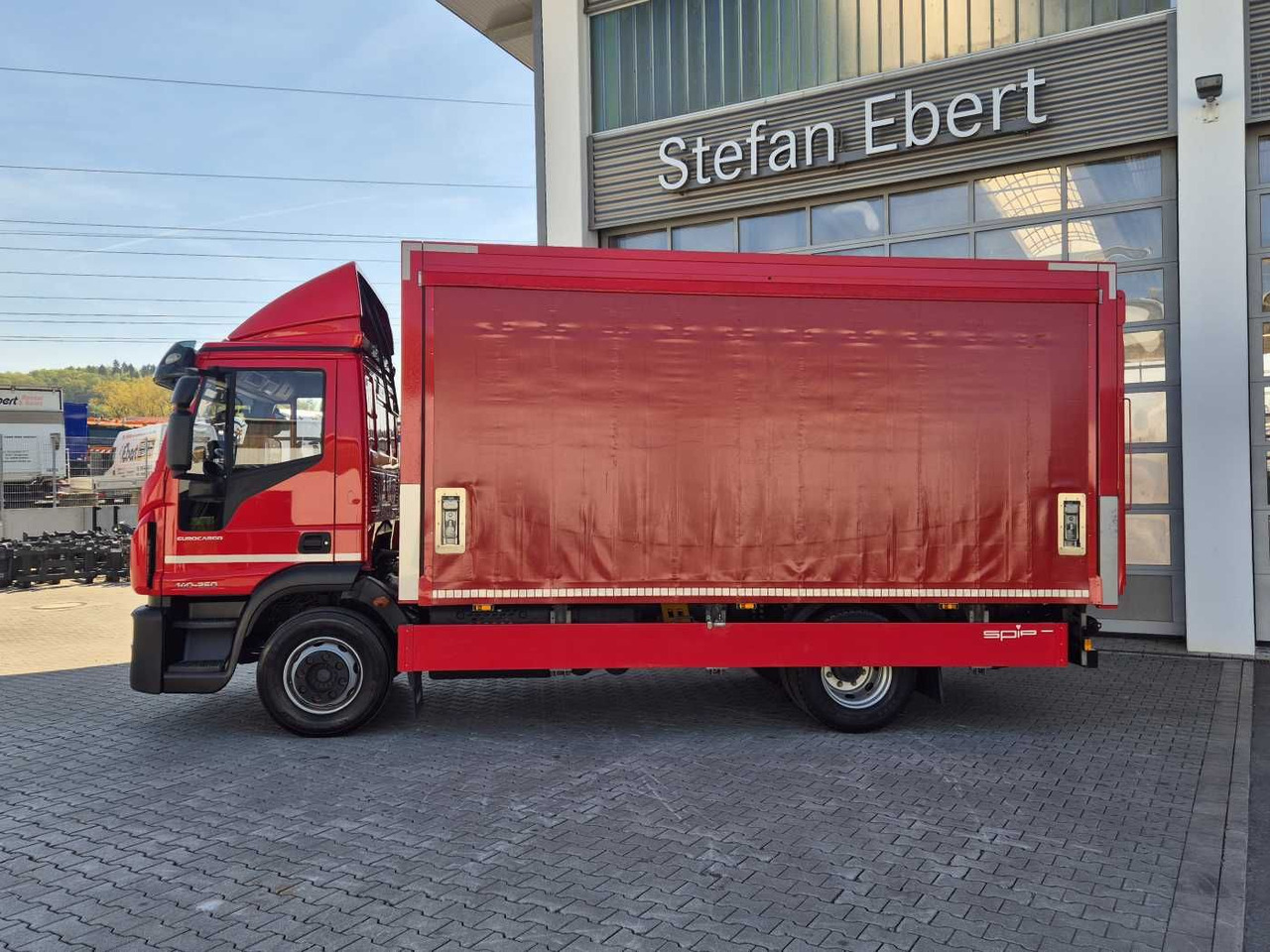 Iveco Eurocargo ML140E25/P Schiebeplanen LBW 1.500kg - Přepravník nápojů: obrázek 4 Iveco Eurocargo ML140E25/P Schiebeplanen LBW 1.500kg - Přepravník nápojů: obrázek 4
