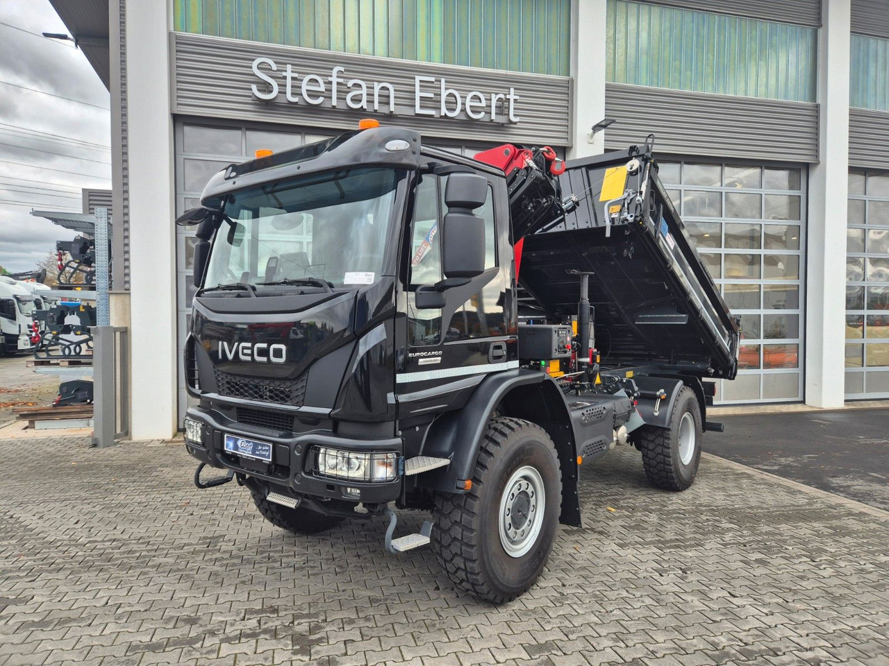 Iveco Eurocargo ML150E32WS 4x4 Kran HMF 1130K Funk AHK - Sklápěč, Auto s hydraulickou rukou: obrázek 2 Iveco Eurocargo ML150E32WS 4x4 Kran HMF 1130K Funk AHK - Sklápěč, Auto s hydraulickou rukou: obrázek 2