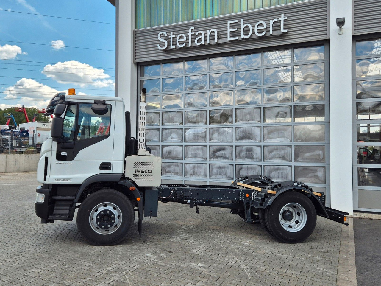Iveco Eurocargo ML160E25/P EVI_E 4x2 RHD Rechtslenker - Zametací vůz: obrázek 5 Iveco Eurocargo ML160E25/P EVI_E 4x2 RHD Rechtslenker - Zametací vůz: obrázek 5
