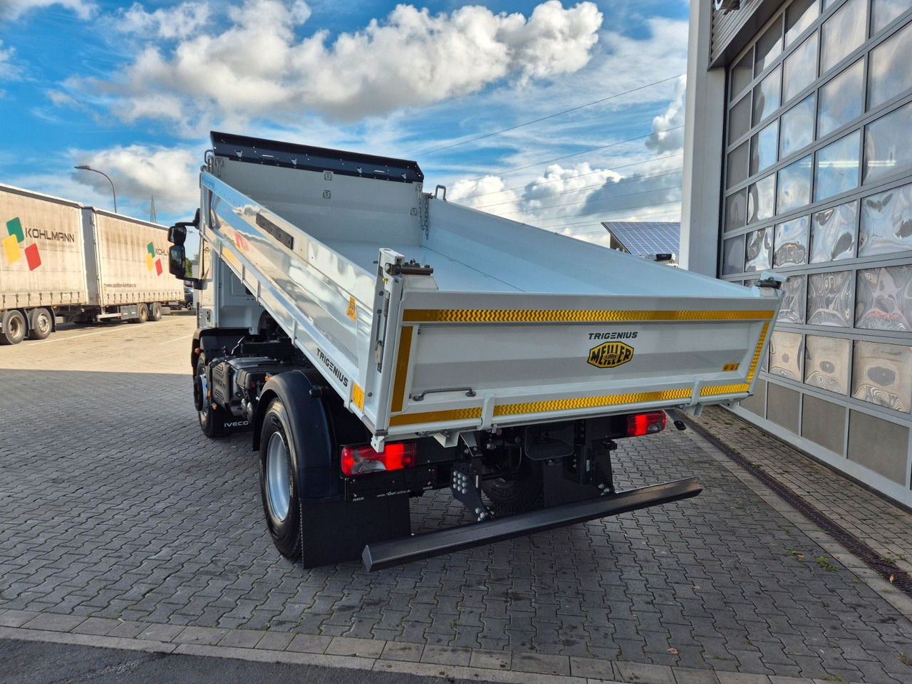 Iveco Eurocargo ML180E32K 4x2 Meiller AHK - Sklápěč: obrázek 5 Iveco Eurocargo ML180E32K 4x2 Meiller AHK - Sklápěč: obrázek 5