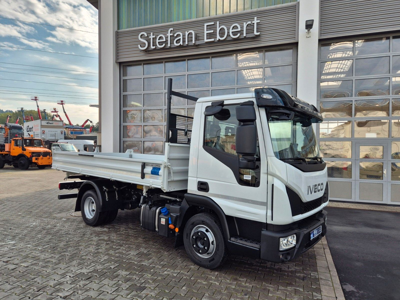 Iveco Eurocargo ML80E21 Meiller 2x AHK 3 Sitze Klima - Dodávka sklápěč: obrázek 5 Iveco Eurocargo ML80E21 Meiller 2x AHK 3 Sitze Klima - Dodávka sklápěč: obrázek 5