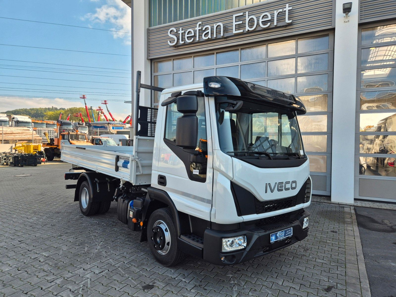 Iveco Eurocargo ML80E21 Meiller 2x AHK 3 Sitze - Sklápěč: obrázek 2 Iveco Eurocargo ML80E21 Meiller 2x AHK 3 Sitze - Sklápěč: obrázek 2