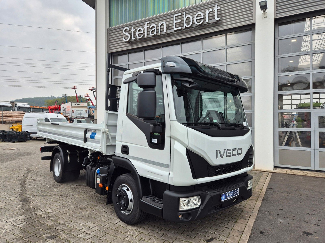 Iveco Eurocargo ML80E21 Meiller Kipper 2x AHK 3 Sitze - Sklápěč: obrázek 3 Iveco Eurocargo ML80E21 Meiller Kipper 2x AHK 3 Sitze - Sklápěč: obrázek 3