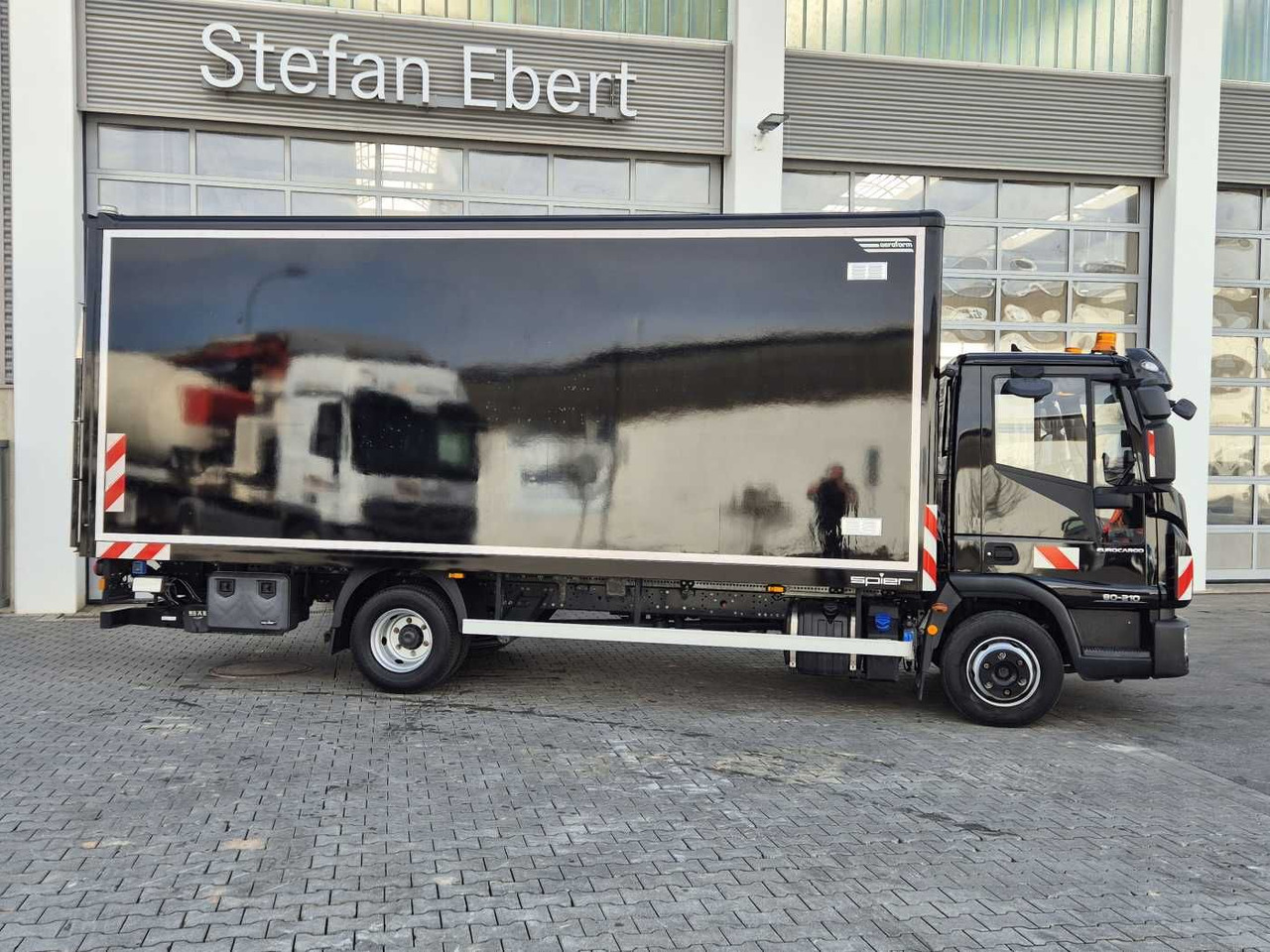 Iveco Eurocargo ML80E21/P LBW Bär 1.500kg 2x AHK - Dodávka skřín: obrázek 5 Iveco Eurocargo ML80E21/P LBW Bär 1.500kg 2x AHK - Dodávka skřín: obrázek 5