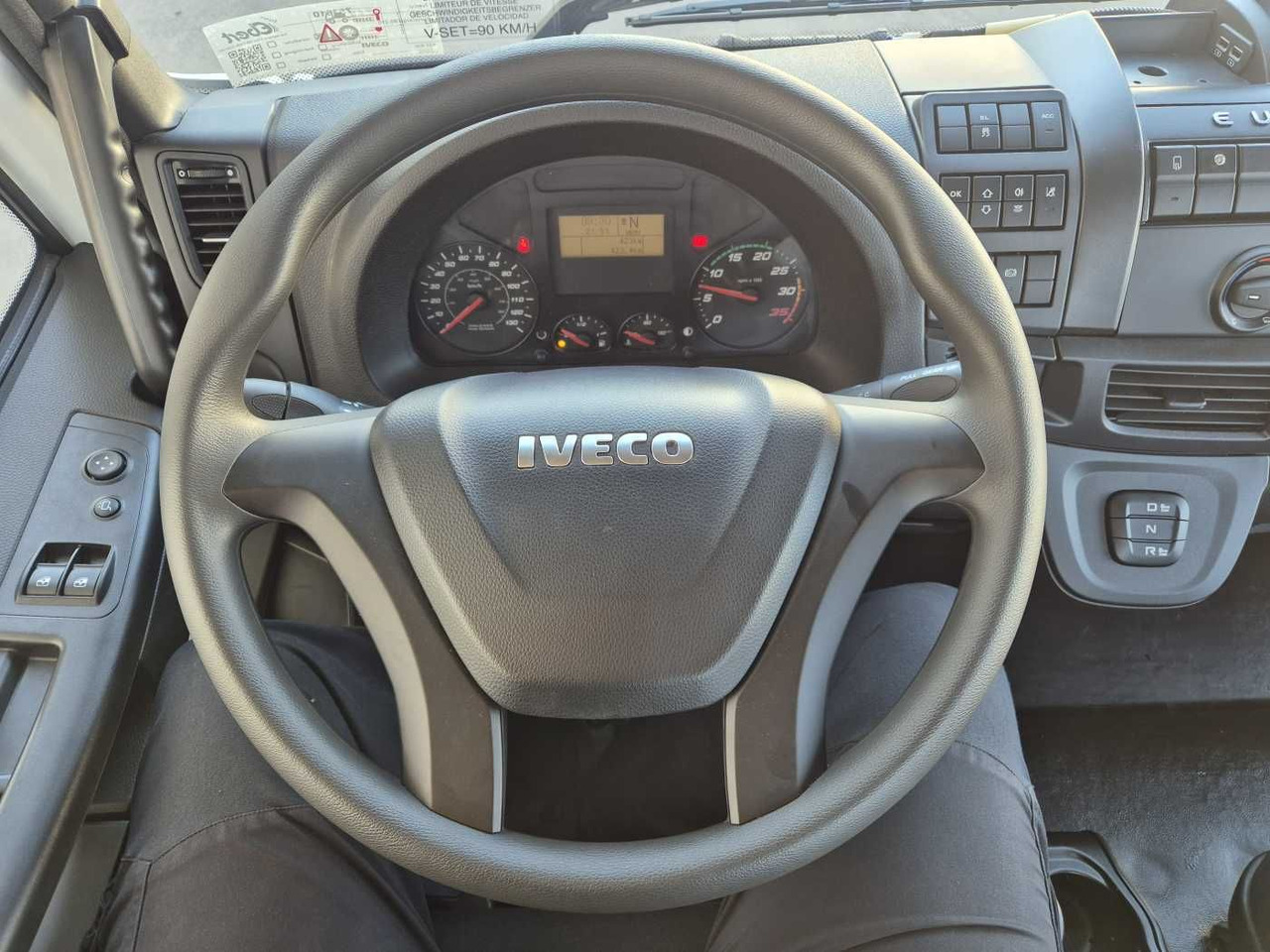 Hákový nosič kontejnerů Iveco Eurocargo ML80E21K 4x2 Hyva 05-32-K-DIN-BF 2xAHK: obrázek 12