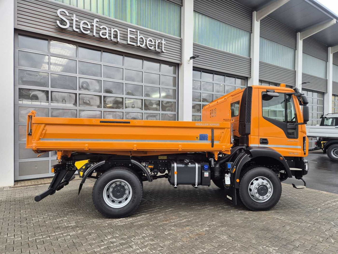 Iveco ML150E28W 4x4 Meiller Dreiseitenkipper 2xAHK - Sklápěč: obrázek 5 Iveco ML150E28W 4x4 Meiller Dreiseitenkipper 2xAHK - Sklápěč: obrázek 5
