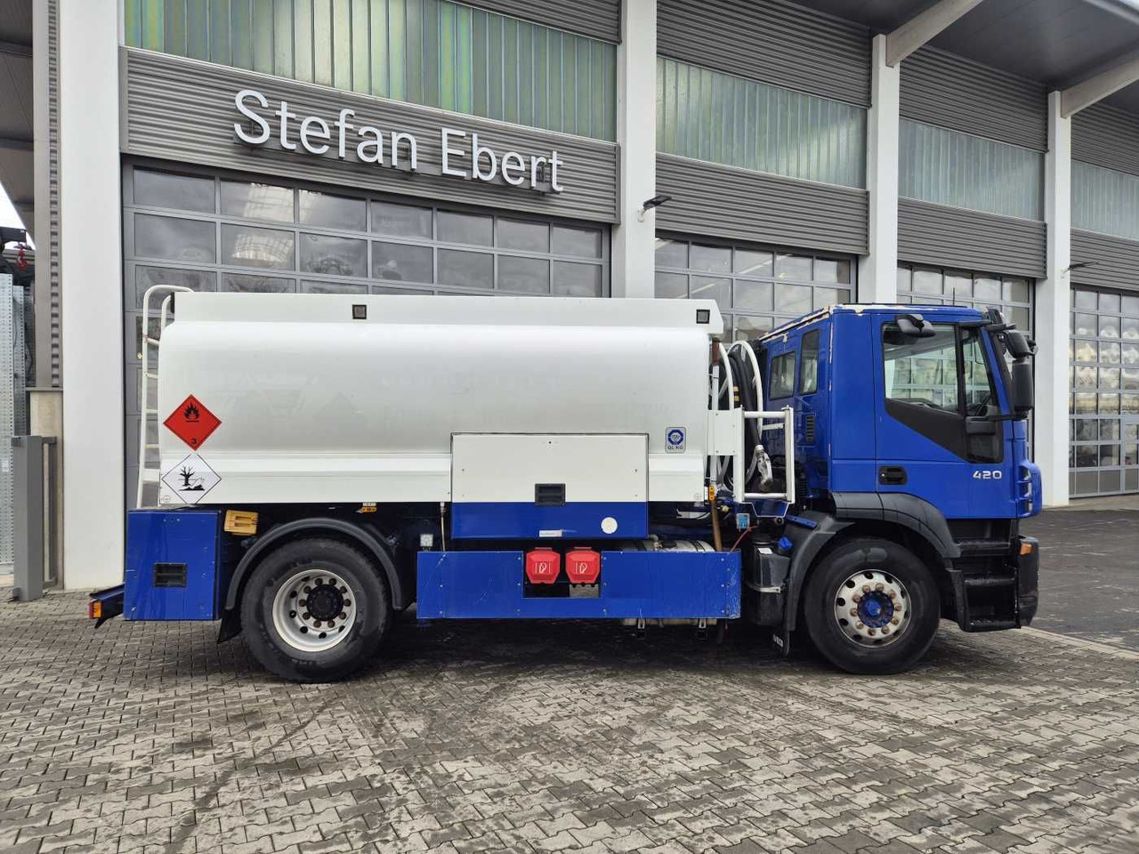 Iveco Stralis AD190S42/P 14.000L Lindner&Fischer - Cisternové vozidlo: obrázek 4 Iveco Stralis AD190S42/P 14.000L Lindner&Fischer - Cisternové vozidlo: obrázek 4