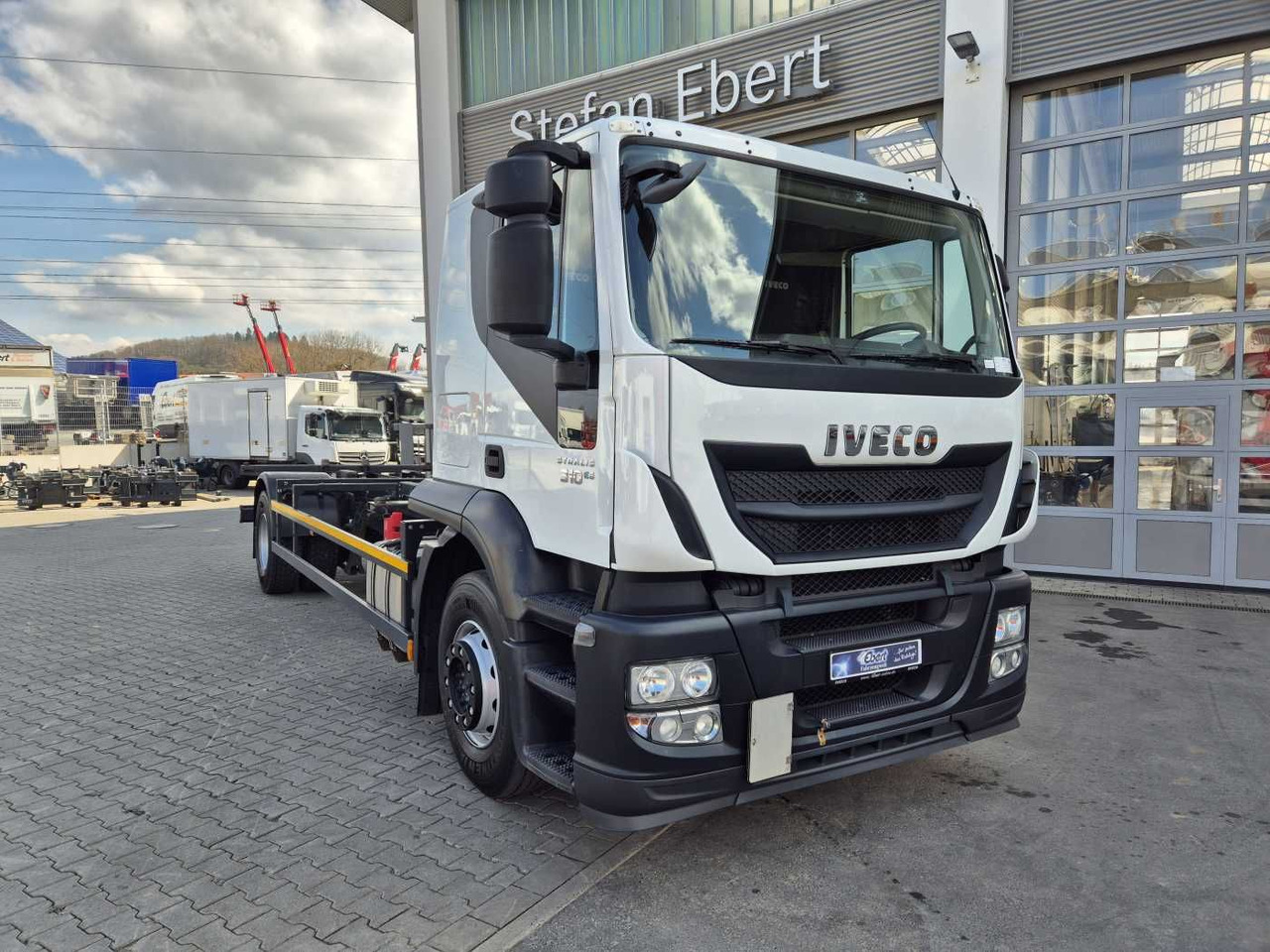 Iveco Stralis AT190S31/P BDF Klima Standh. AHK Bett - Kontejnérový podvozek/ Výměnná nástavba: obrázek 4 Iveco Stralis AT190S31/P BDF Klima Standh. AHK Bett - Kontejnérový podvozek/ Výměnná nástavba: obrázek 4