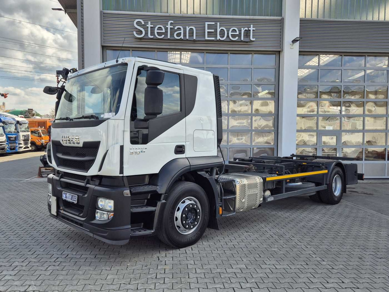 Iveco Stralis AT190S31/P BDF Klima Standh. AHK Bett - Kontejnérový podvozek/ Výměnná nástavba: obrázek 1 Iveco Stralis AT190S31/P BDF Klima Standh. AHK Bett - Kontejnérový podvozek/ Výměnná nástavba: obrázek 1