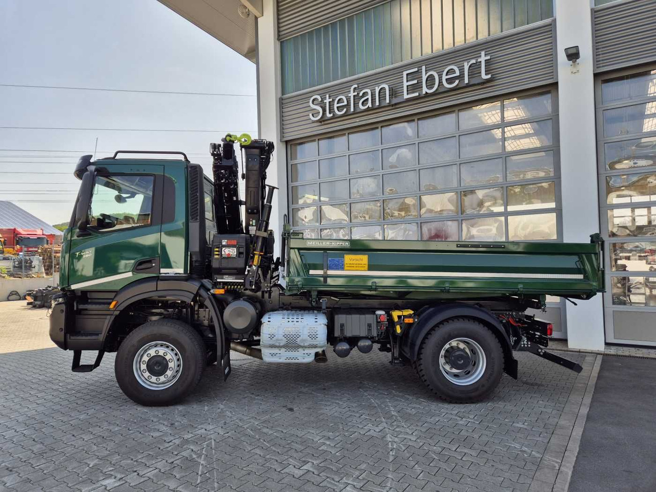 Iveco T-Way AD190T36W/P 4x4 HIAB X-HIDUO 118E-3 Funk - Sklápěč, Auto s hydraulickou rukou: obrázek 4 Iveco T-Way AD190T36W/P 4x4 HIAB X-HIDUO 118E-3 Funk - Sklápěč, Auto s hydraulickou rukou: obrázek 4