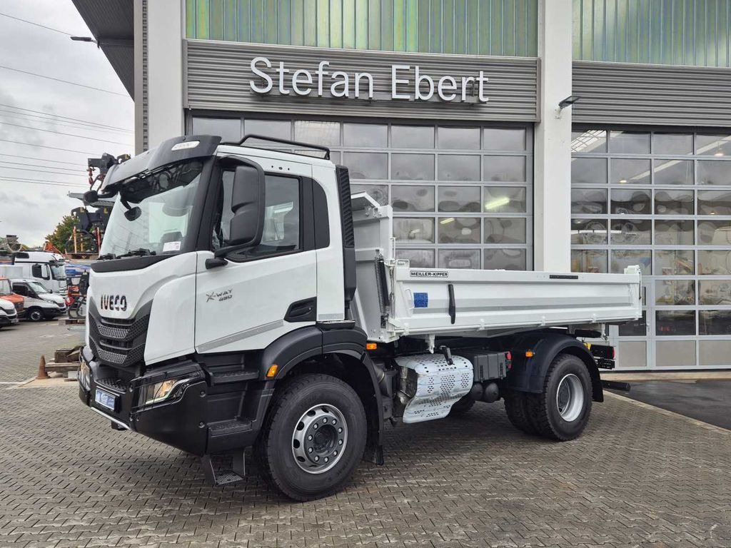 Iveco X-Way AD200X48 HR OFF 4x2 Meiller Intarder 2x - Sklápěč: obrázek 4 Iveco X-Way AD200X48 HR OFF 4x2 Meiller Intarder 2x - Sklápěč: obrázek 4