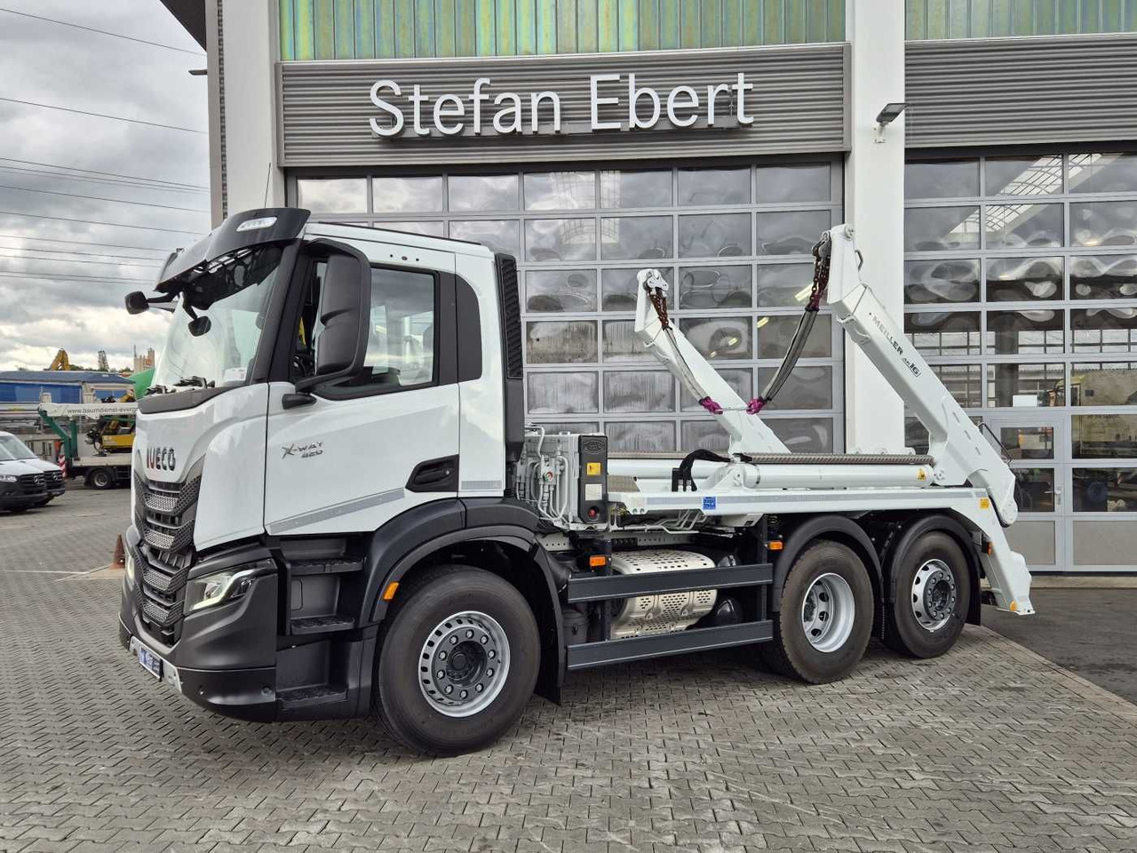 Iveco X-Way AD280X42Y/PS 6x2 Meiller 16. T Funk Lift - Sklápěč: obrázek 4 Iveco X-Way AD280X42Y/PS 6x2 Meiller 16. T Funk Lift - Sklápěč: obrázek 4