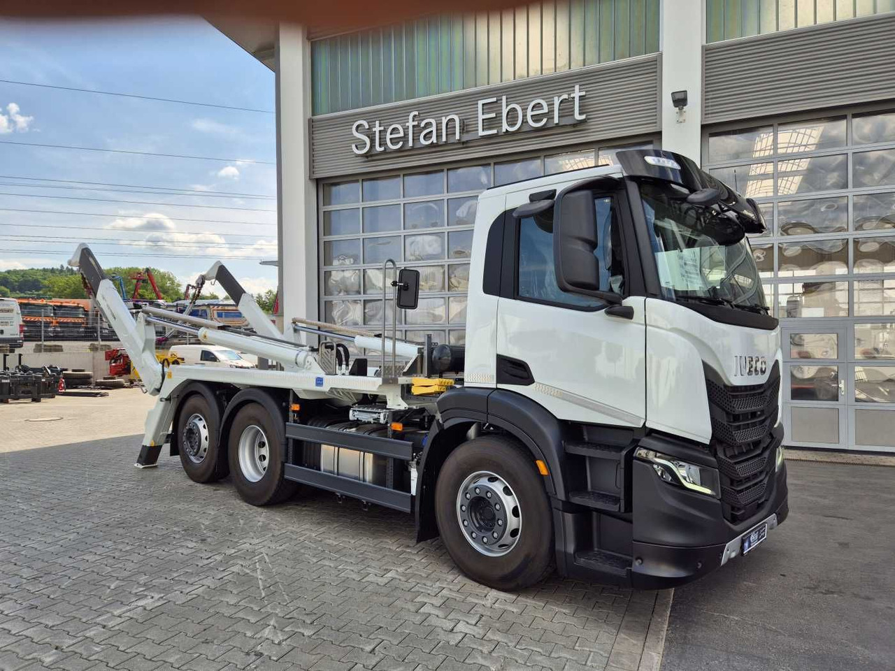 Iveco X-Way AD280X42Y/PS Meiller AK 16.T Funk Intarder - Sklápěč: obrázek 5 Iveco X-Way AD280X42Y/PS Meiller AK 16.T Funk Intarder - Sklápěč: obrázek 5