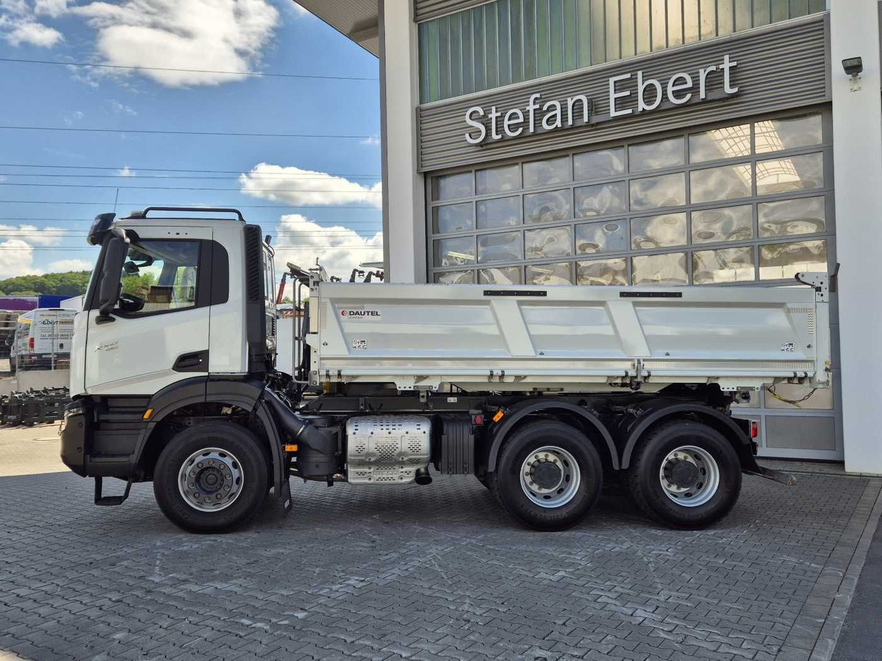 Sklápěč Iveco X-Way AD300X48Z HR 6x4 Intarder Bordmatic Kamera: obrázek 6