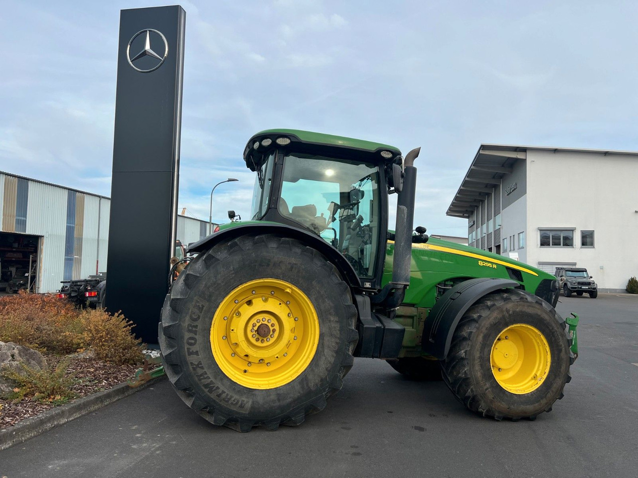 John Deere 8295 R / kein AdBlue / Rückfahreinrichtung - Traktor: obrázek 4 John Deere 8295 R / kein AdBlue / Rückfahreinrichtung - Traktor: obrázek 4