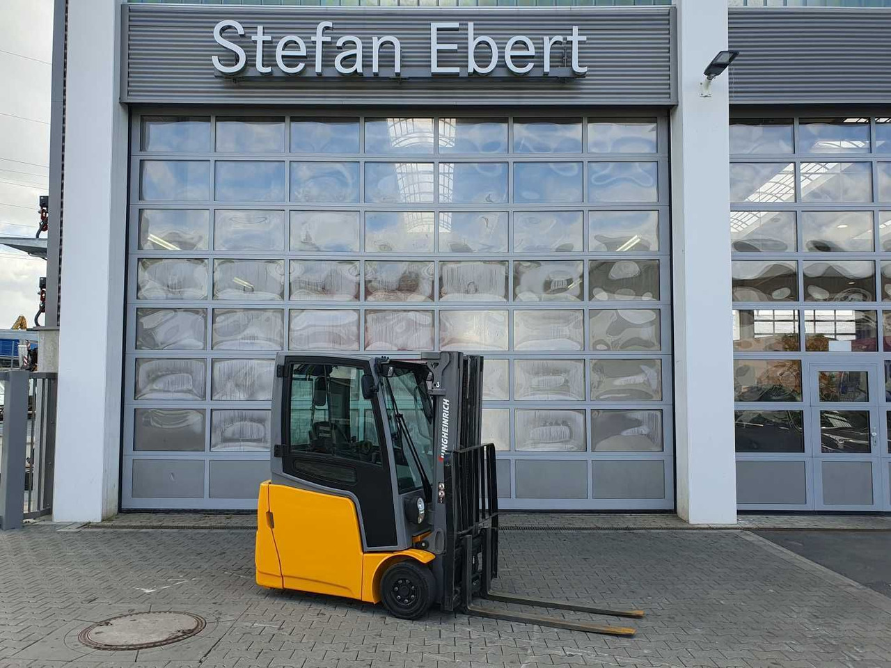 Jungheinrich EFG 215 / Triplex: 4.25m! / SS / 2.472h! / 2020 - Elektrický vysokozdvižný vozík: obrázek 1 Jungheinrich EFG 215 / Triplex: 4.25m! / SS / 2.472h! / 2020 - Elektrický vysokozdvižný vozík: obrázek 1