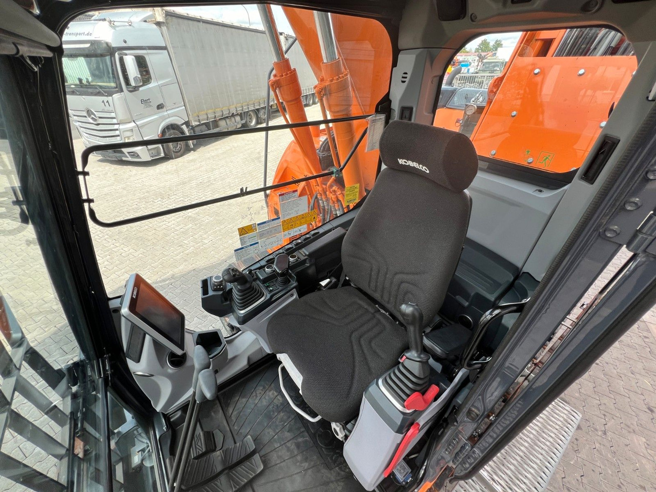 Pásové rýpadlo Kobelco ED160 BR-7 / nur 999h! / Woodcracker Löffelpaket: obrázek 19