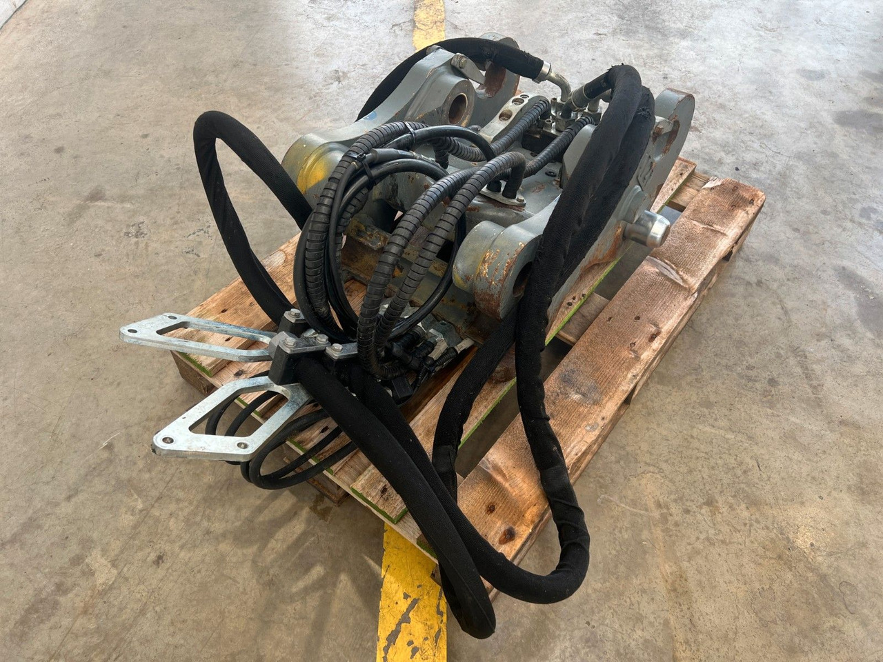 Liebherr SW48 Likufix Schnellwechsler / 2018 - Rychloupínací: obrázek 5 Liebherr SW48 Likufix Schnellwechsler / 2018 - Rychloupínací: obrázek 5