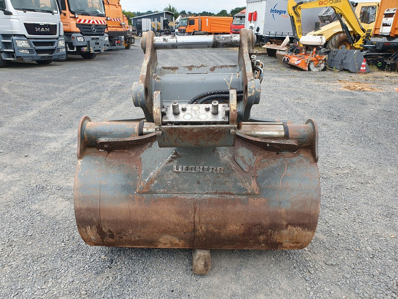 Liebherr hydraulischer Grabenräumlöffel / SW48 - Lžíce na bagr: obrázek 5 Liebherr hydraulischer Grabenräumlöffel / SW48 - Lžíce na bagr: obrázek 5