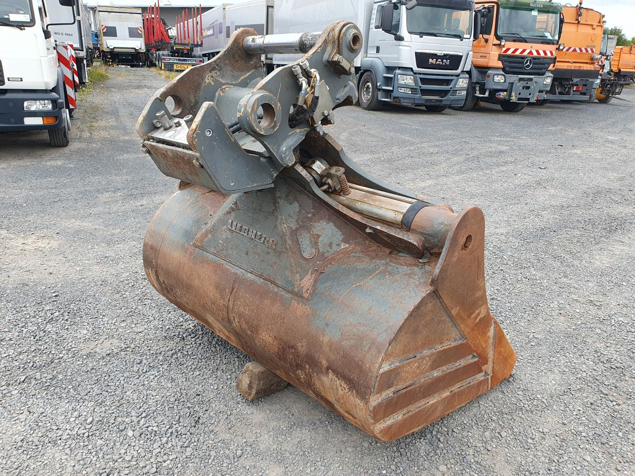Liebherr hydraulischer Grabenräumlöffel / SW48 - Lžíce na bagr: obrázek 4 Liebherr hydraulischer Grabenräumlöffel / SW48 - Lžíce na bagr: obrázek 4