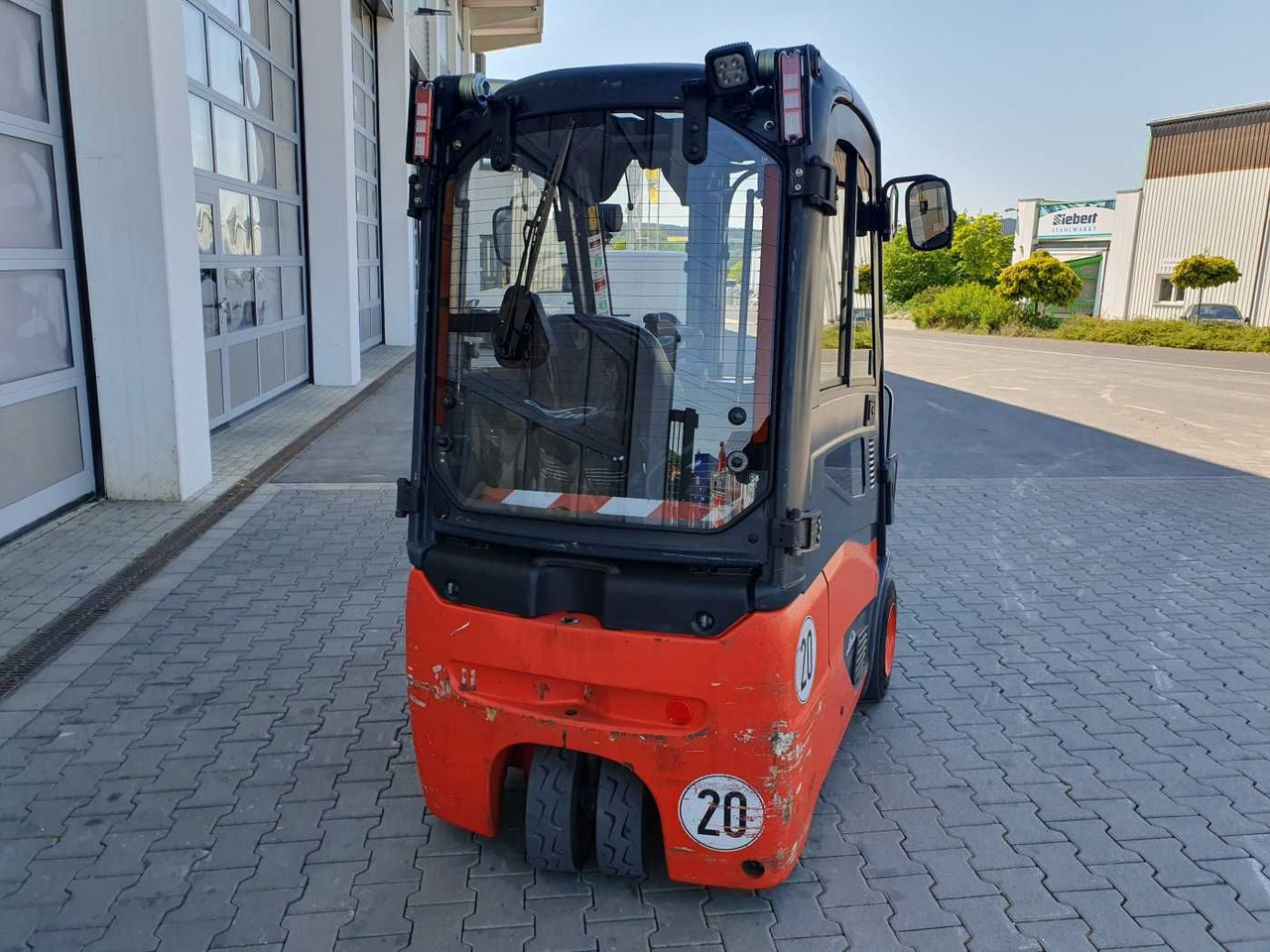 Linde E14 - 01 / Triplex: 4.10m! / SS / nur 2.899h! - Elektrický vysokozdvižný vozík: obrázek 4 Linde E14 - 01 / Triplex: 4.10m! / SS / nur 2.899h! - Elektrický vysokozdvižný vozík: obrázek 4