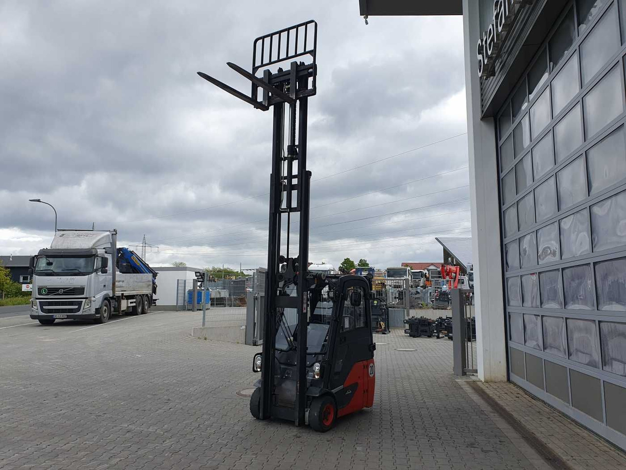 Linde E14 - 02 / Triplex: 4.00m! / SS / nur 1.777h! leasing Linde E14 - 02 / Triplex: 4.00m! / SS / nur 1.777h!: obrázek 9