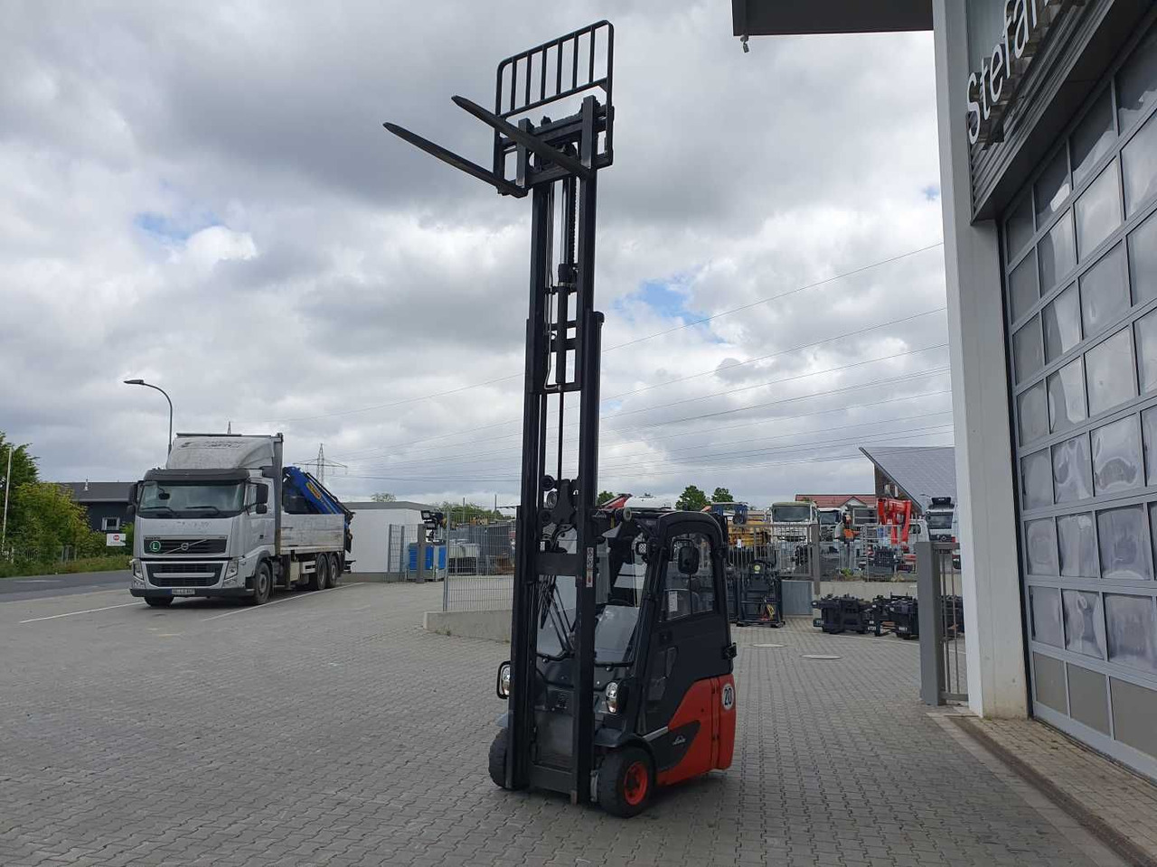 Elektrický vysokozdvižný vozík Linde E14 - 02 / Triplex: 4.00m! / SS / nur 2.119h!: obrázek 9