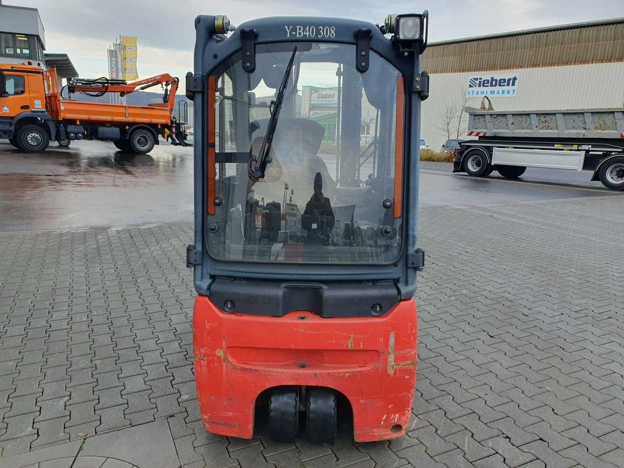 Linde E18 - 01 / Triplex: 4.50m! / SS / nur 5.672h! - Elektrický vysokozdvižný vozík: obrázek 5 Linde E18 - 01 / Triplex: 4.50m! / SS / nur 5.672h! - Elektrický vysokozdvižný vozík: obrázek 5