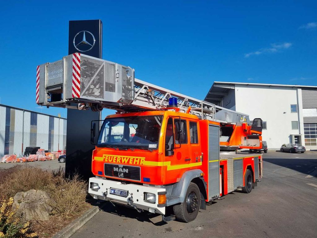 MAN 15.284LC Metz DLK 23-12 Feuerwehr Drehleiter - Auto s hydraulickou rukou: obrázek 1 MAN 15.284LC Metz DLK 23-12 Feuerwehr Drehleiter - Auto s hydraulickou rukou: obrázek 1