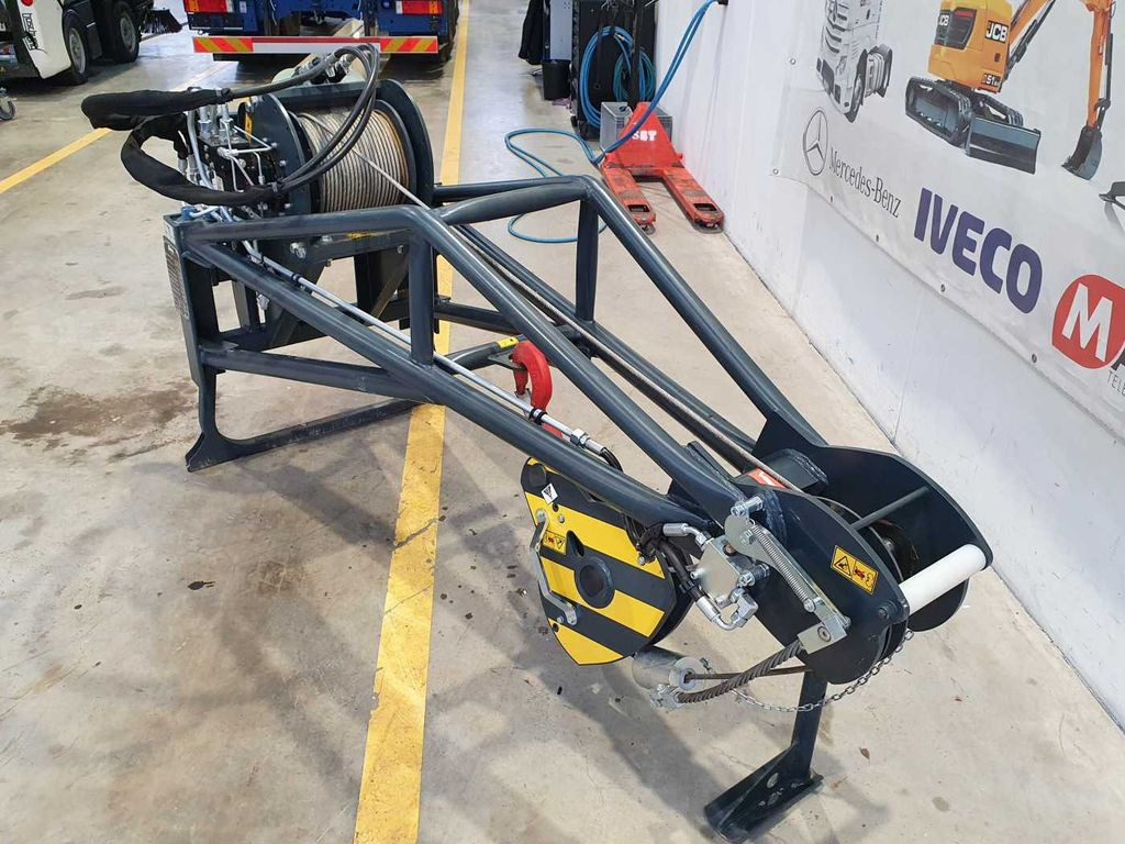 Magni Ausleger mit Seilwinde JW2000 / RTH / TH Magni Ausleger mit Seilwinde JW2000 / RTH / TH - Naviják: obrázek 4 Magni Ausleger mit Seilwinde JW2000 / RTH / TH Magni Ausleger mit Seilwinde JW2000 / RTH / TH - Naviják: obrázek 4