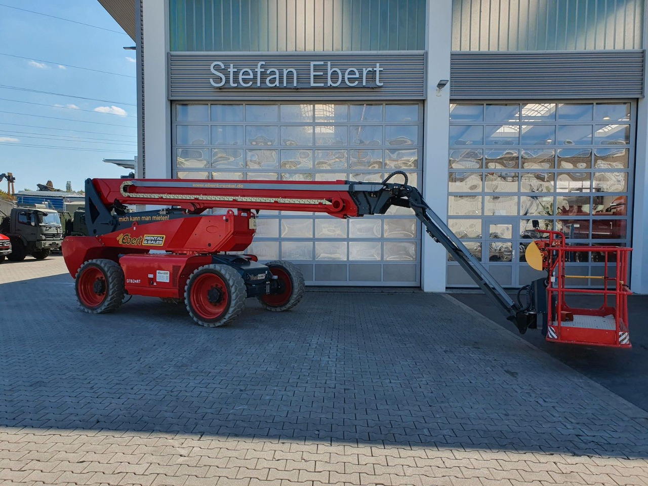 Magni DTB 24 RT 4x4 / 24,8m / 454kg / nur 1.250h - Autoplošina: obrázek 1 Magni DTB 24 RT 4x4 / 24,8m / 454kg / nur 1.250h - Autoplošina: obrázek 1
