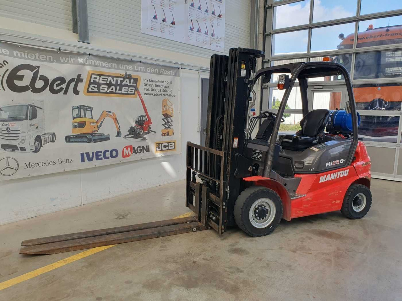 Manitou MI 25 G / Triplex: 4.70m / nur 1.976h! / SS - Vysokozdvižný vozík: obrázek 3 Manitou MI 25 G / Triplex: 4.70m / nur 1.976h! / SS - Vysokozdvižný vozík: obrázek 3