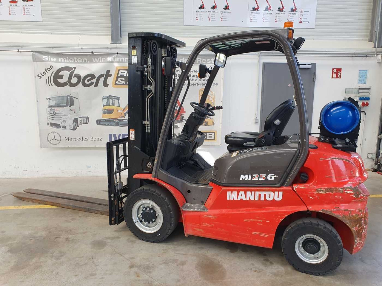Manitou MI 25 G / Triplex: 4.70m / nur 1.976h! / SS - Plynový vysokozdvižný vozík: obrázek 2 Manitou MI 25 G / Triplex: 4.70m / nur 1.976h! / SS - Plynový vysokozdvižný vozík: obrázek 2